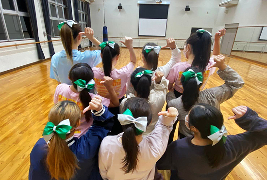 チアリーディング部 集合写真